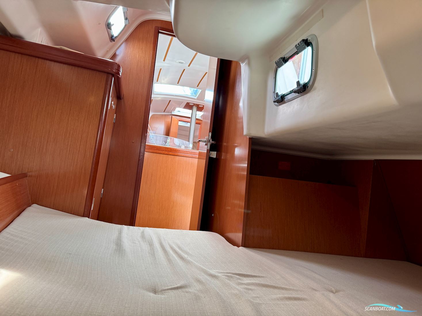 Beneteau Oceanis 323 Clipper