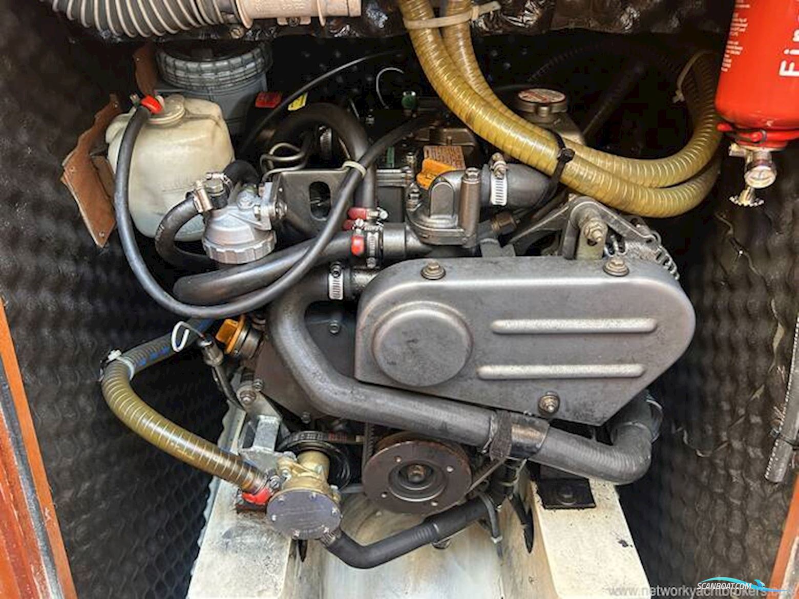 Beneteau Oceanis 323