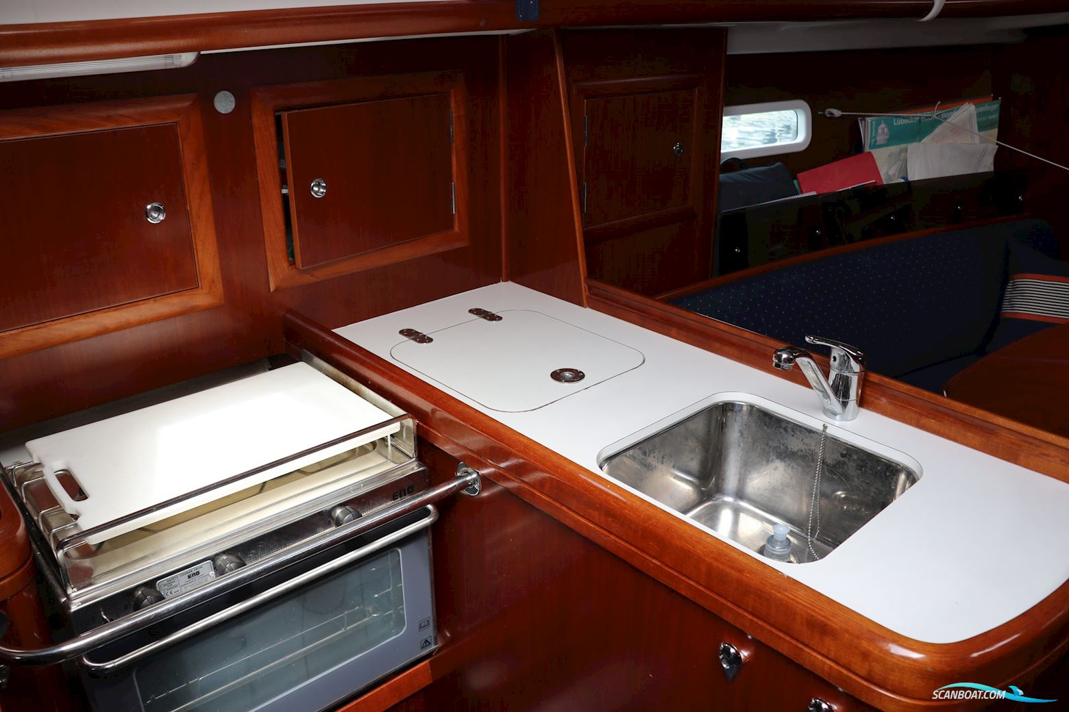 Beneteau Oceanis 323