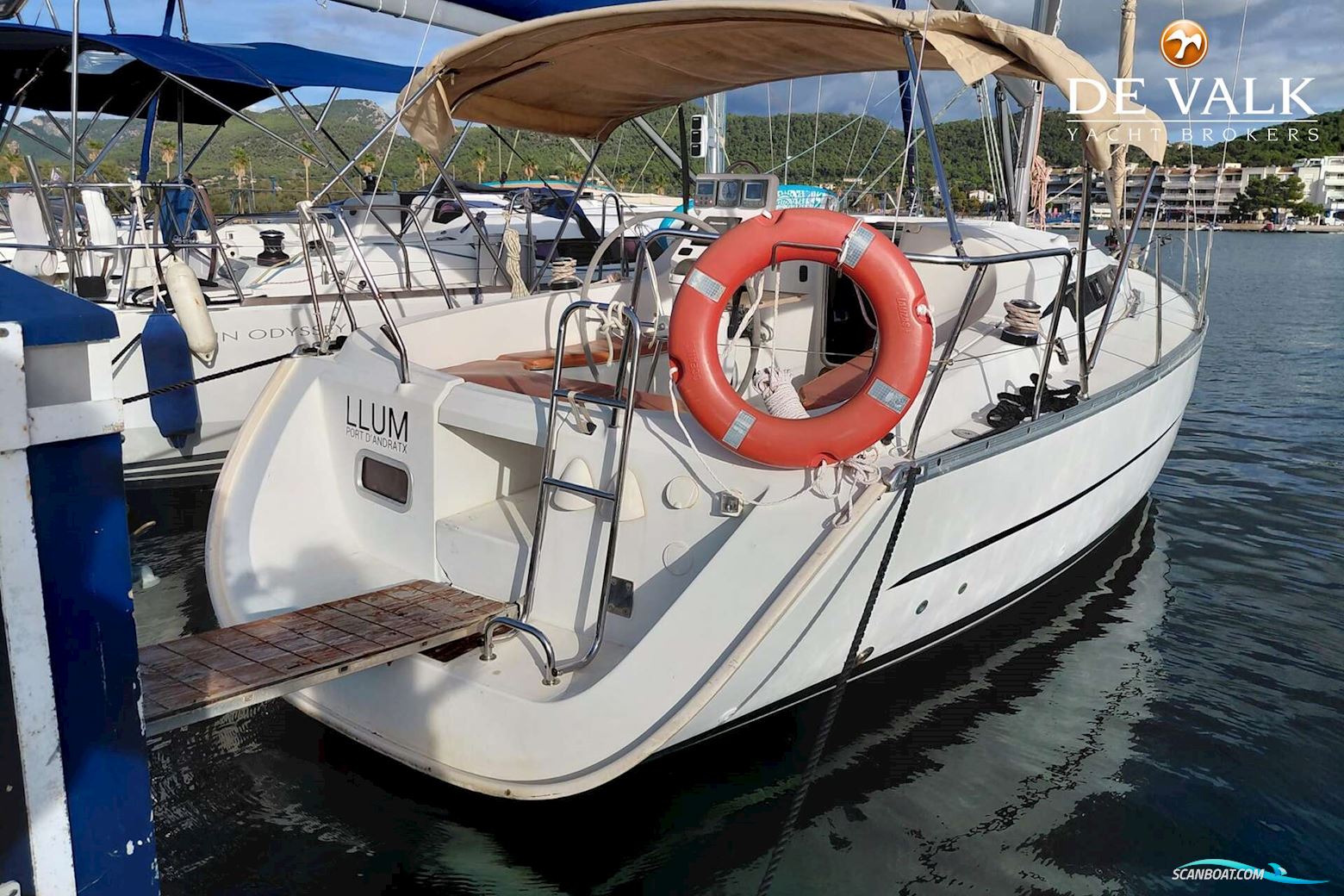 Beneteau Oceanis 323