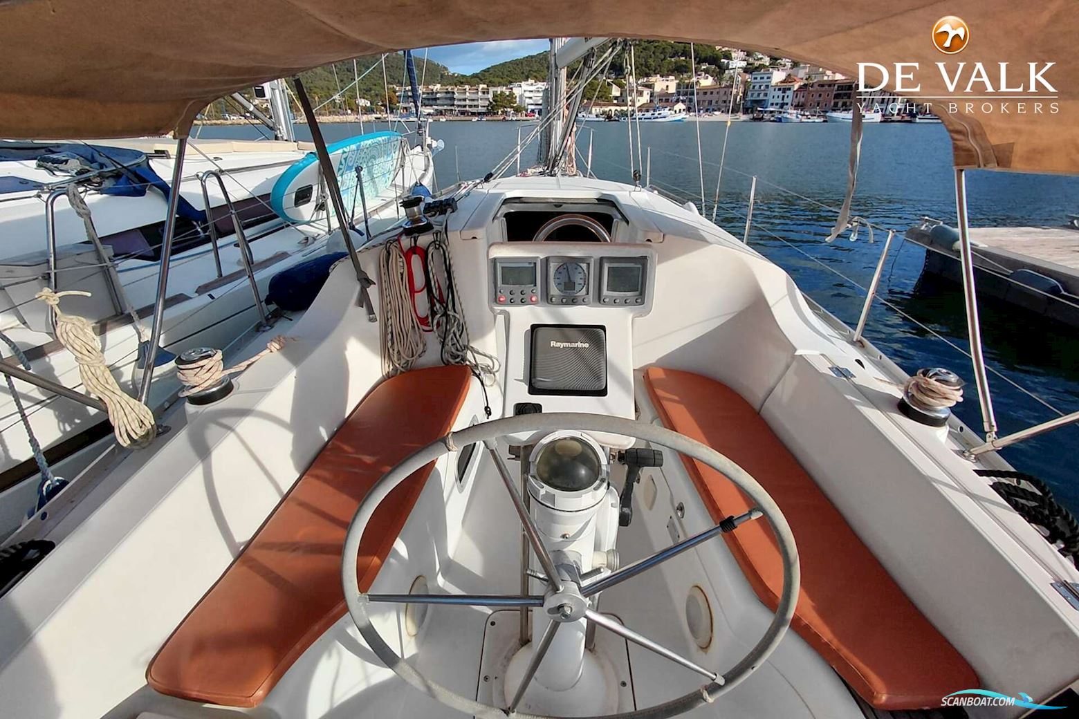 Beneteau Oceanis 323