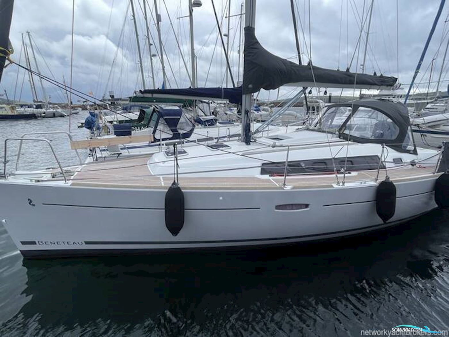 Beneteau Oceanis 34