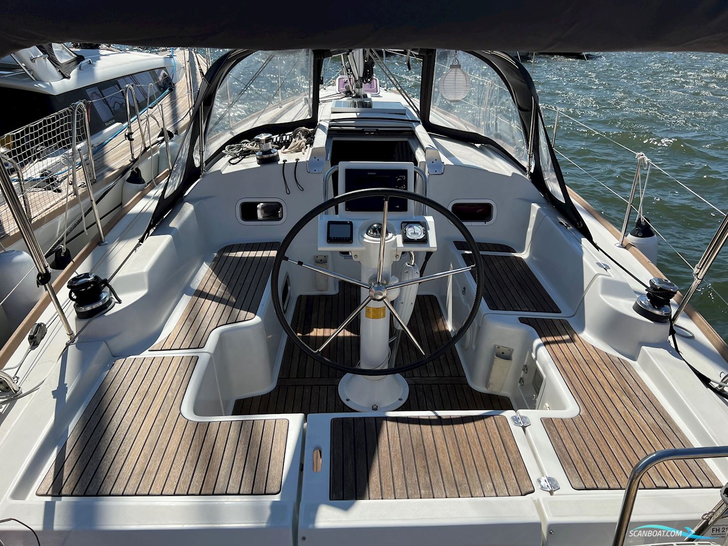 Beneteau Oceanis 34 Shallow Draft