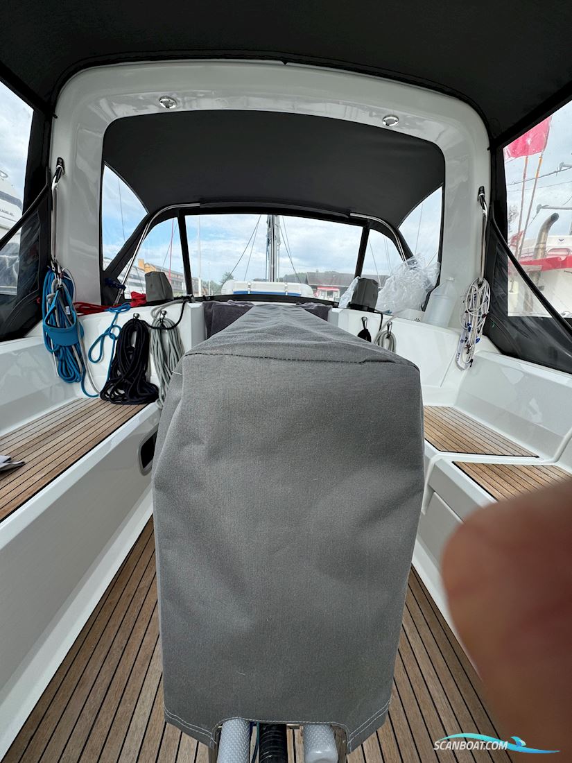 Beneteau Oceanis 35
