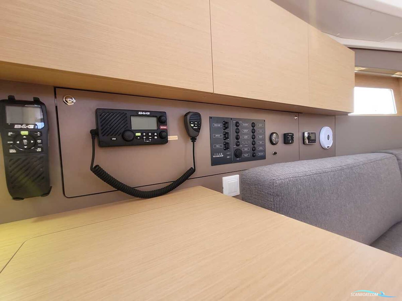 Beneteau Oceanis 35