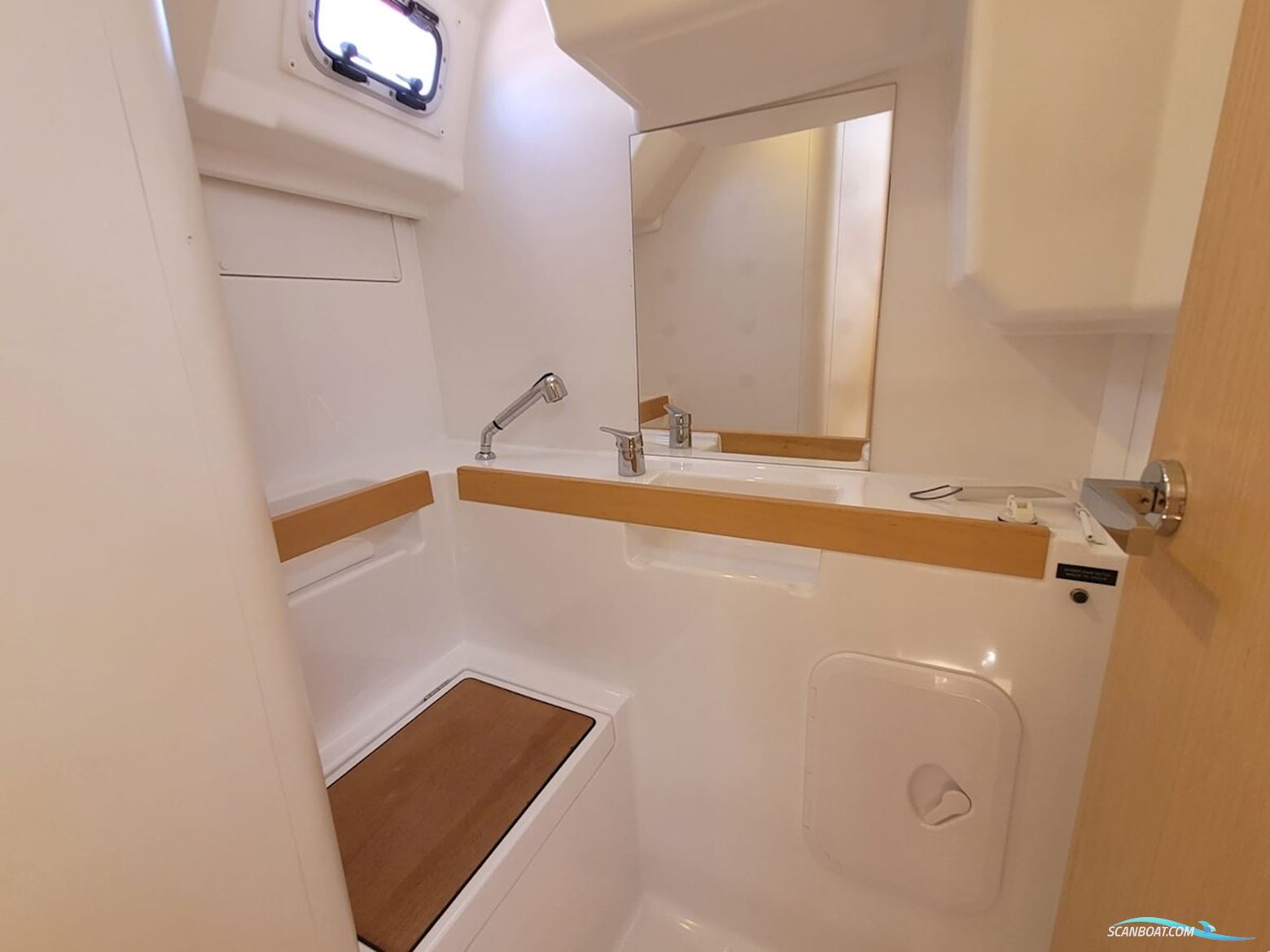 Beneteau Oceanis 35