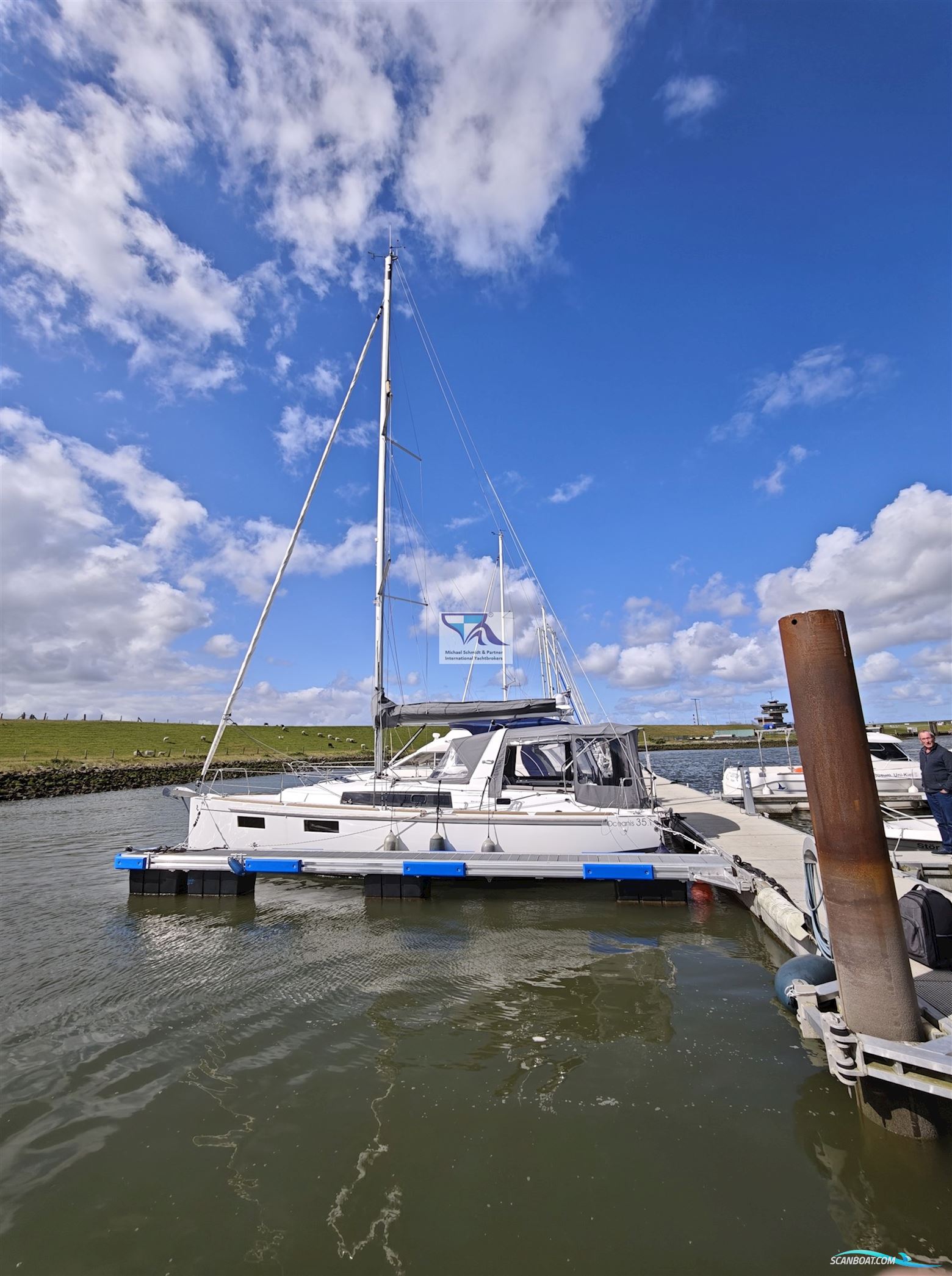 Beneteau OCEANIS 35.1