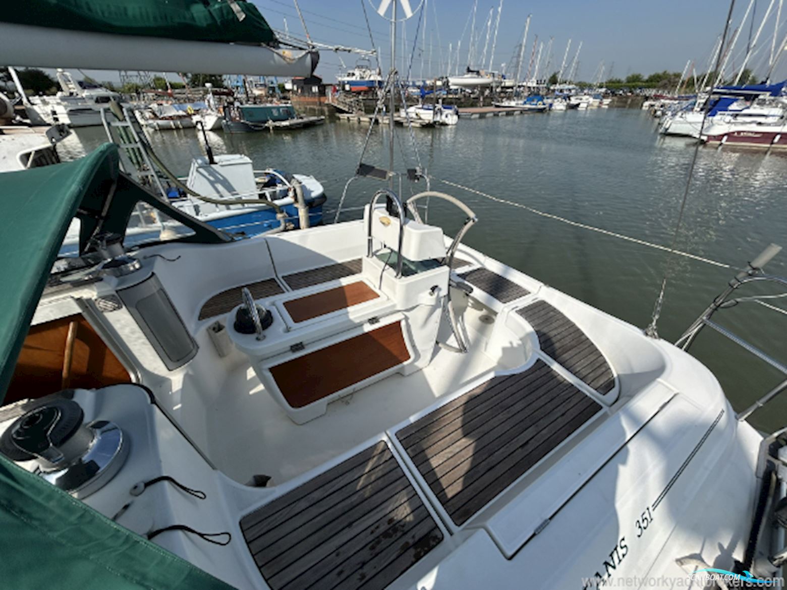 Beneteau Oceanis 351
