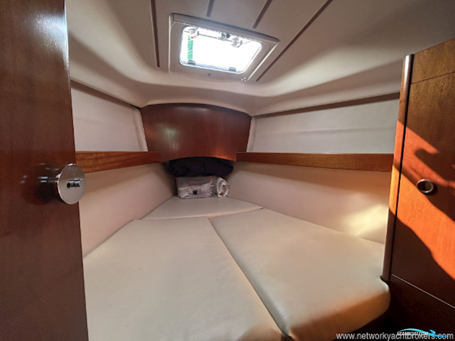 Beneteau Oceanis 351