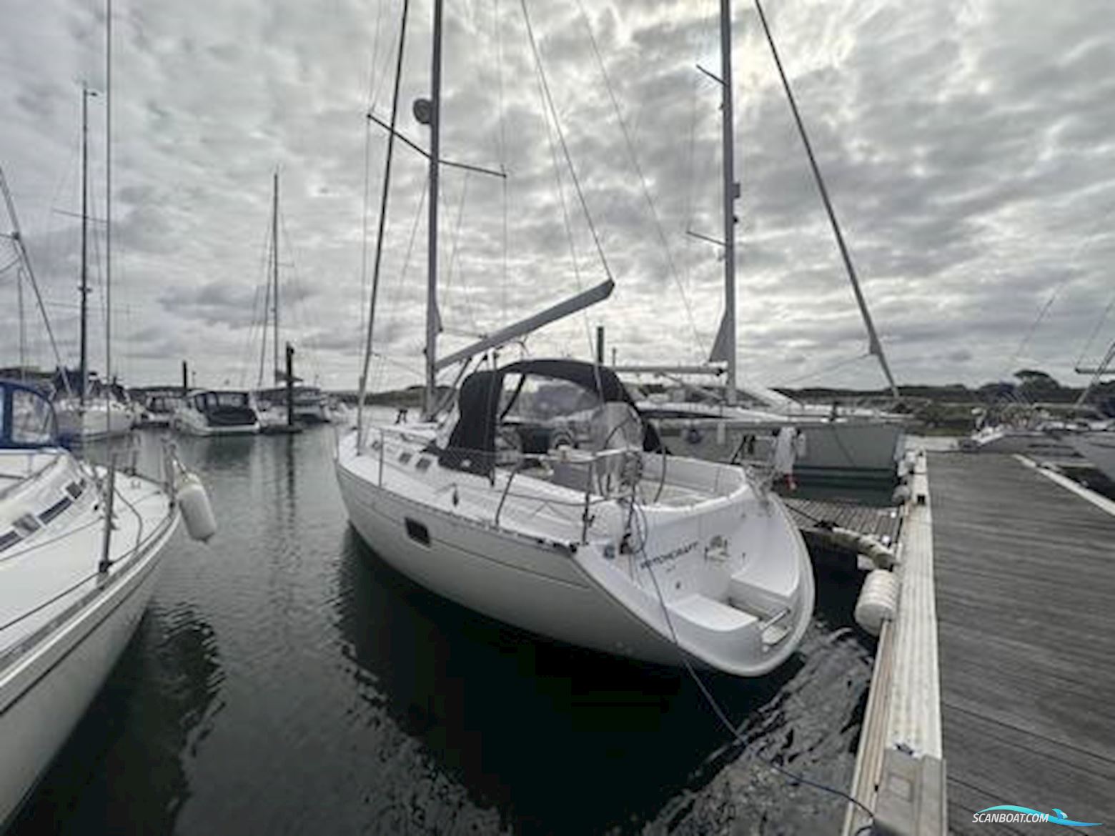 Beneteau Oceanis 351