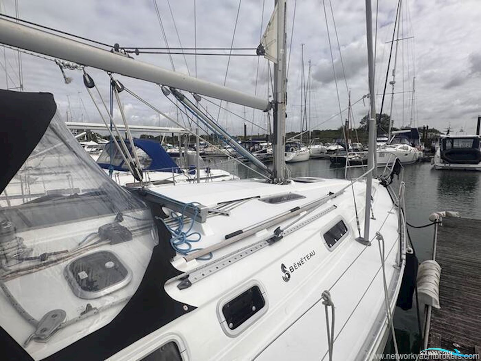 Beneteau Oceanis 351