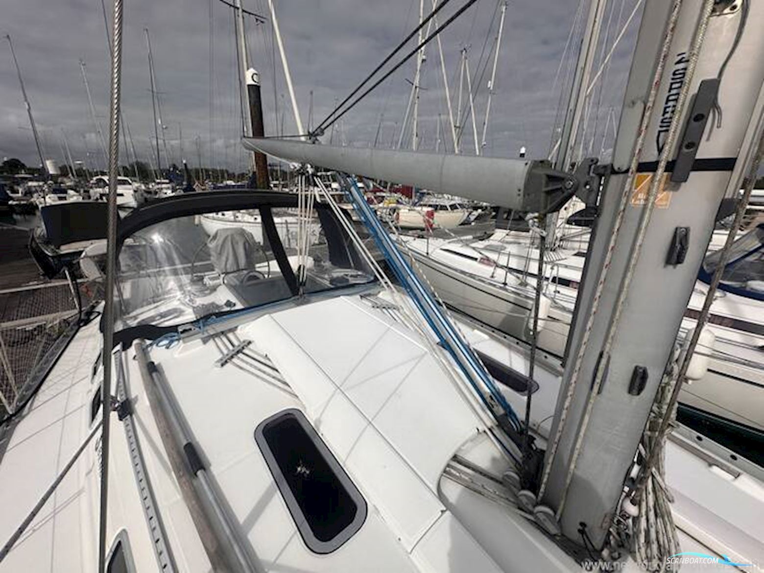Beneteau Oceanis 351