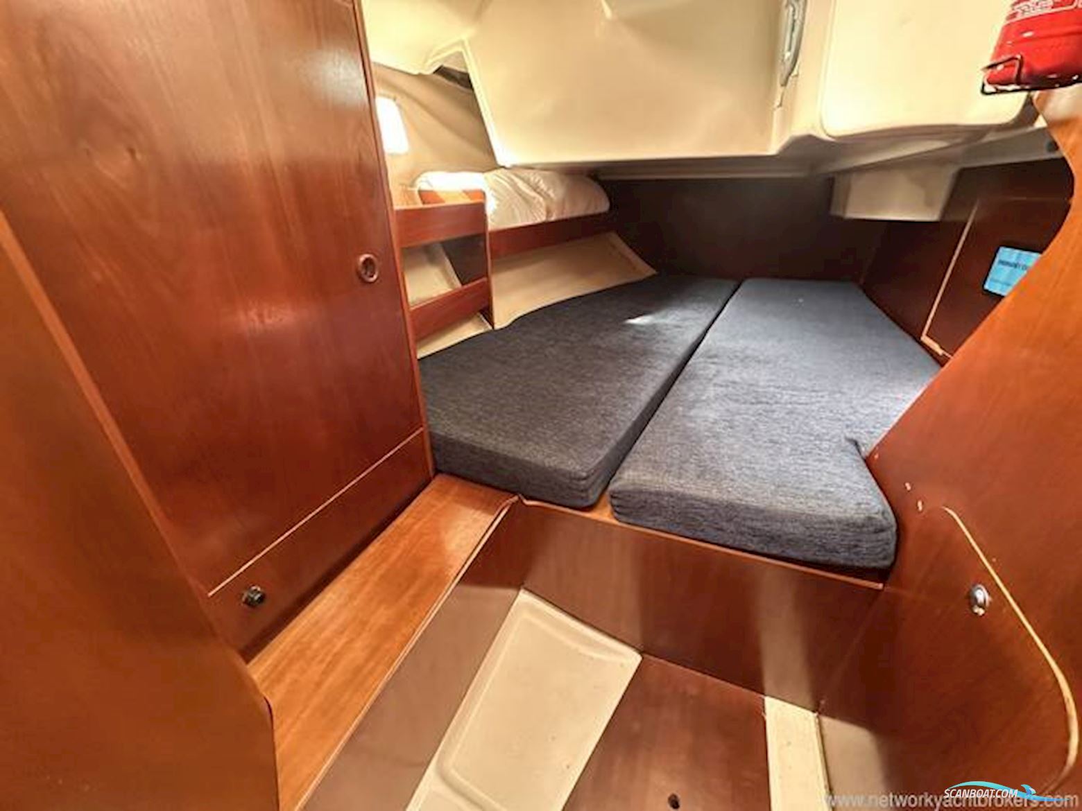 Beneteau Oceanis 351