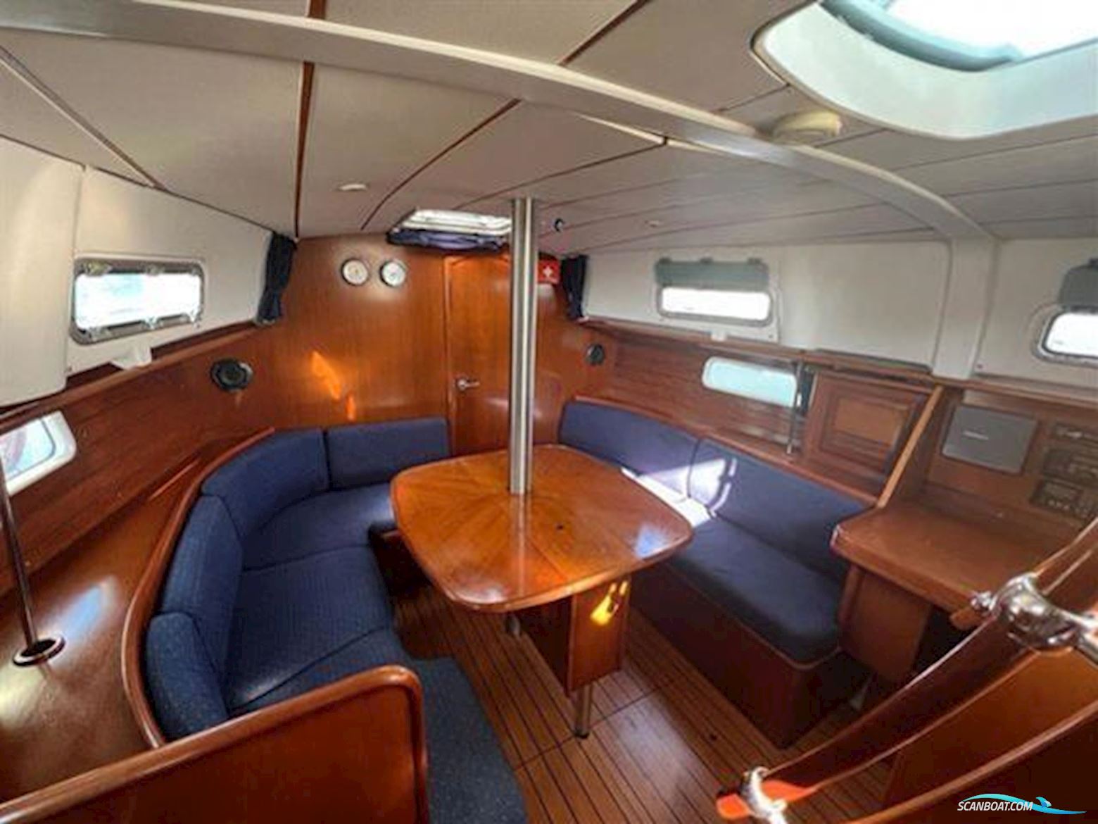 Beneteau Oceanis 36 cc