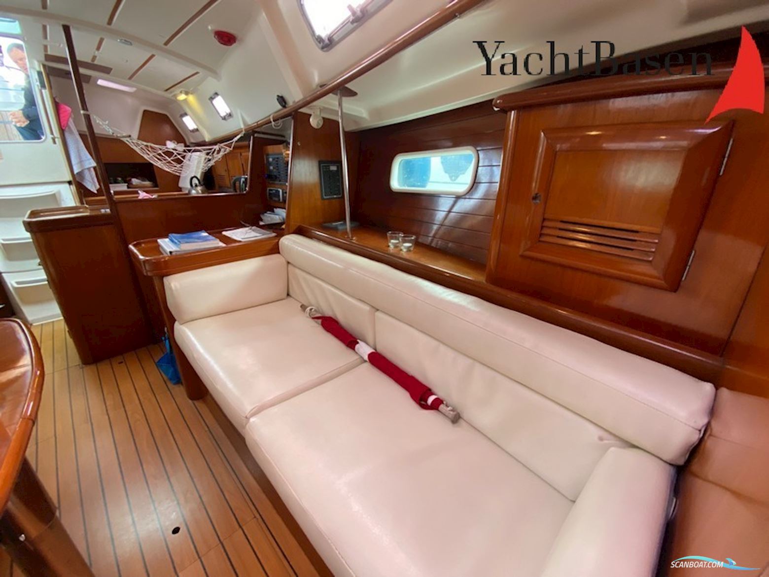 Beneteau Oceanis 362