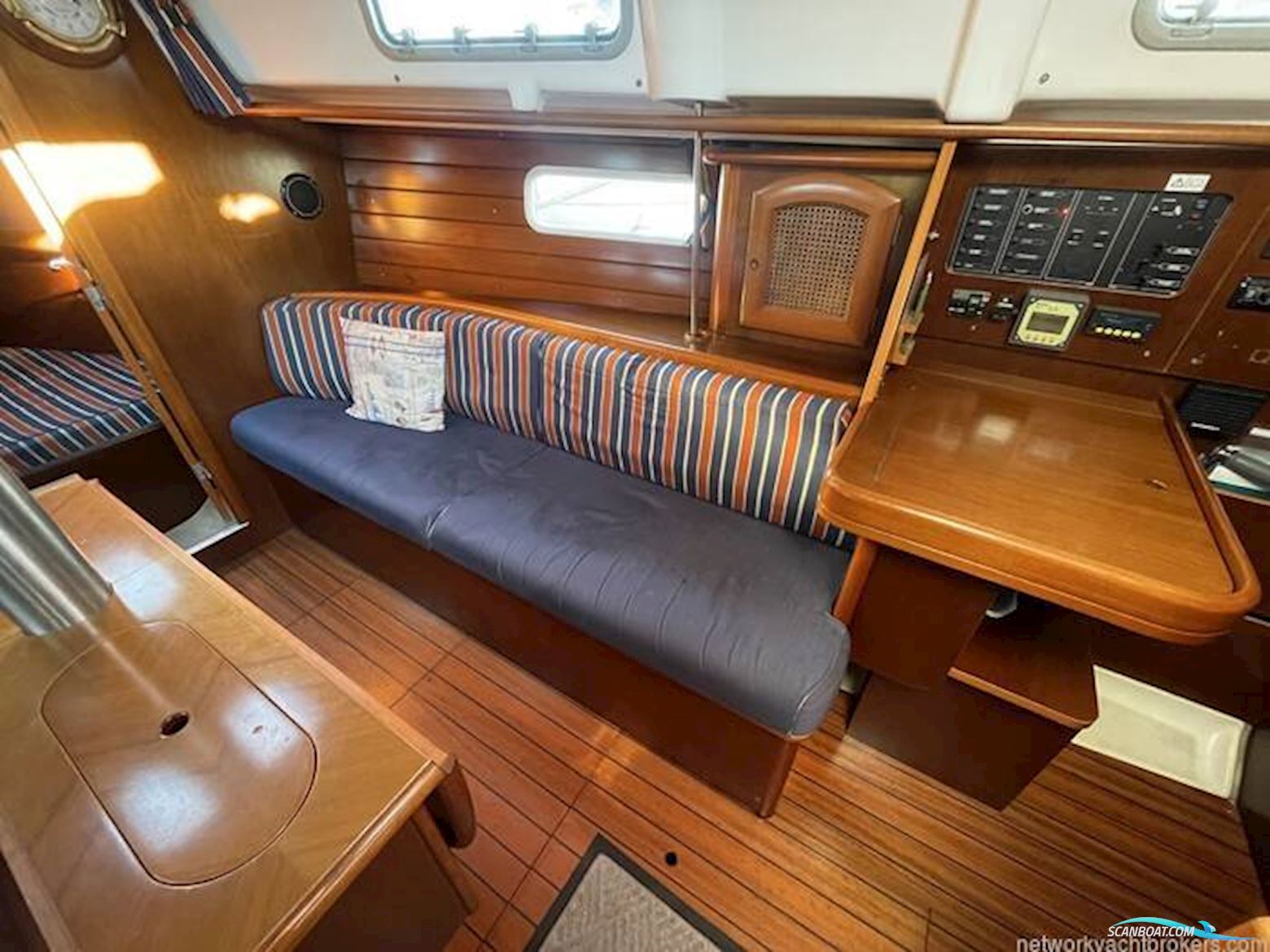 Beneteau Oceanis 36CC