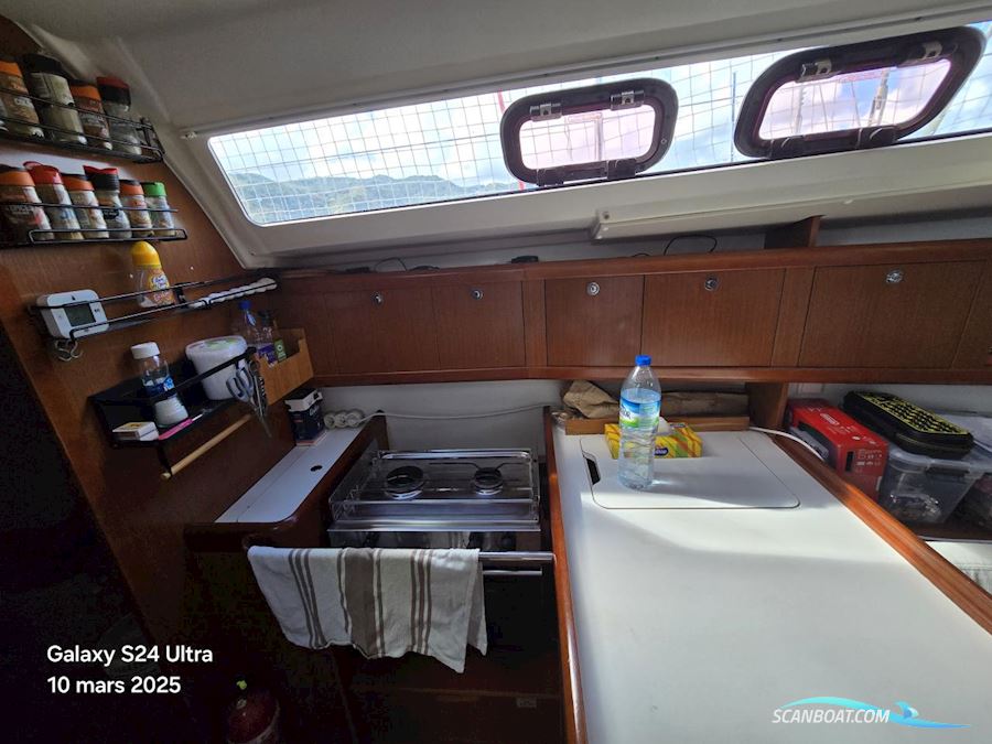 Beneteau Oceanis 37 Limited Edition