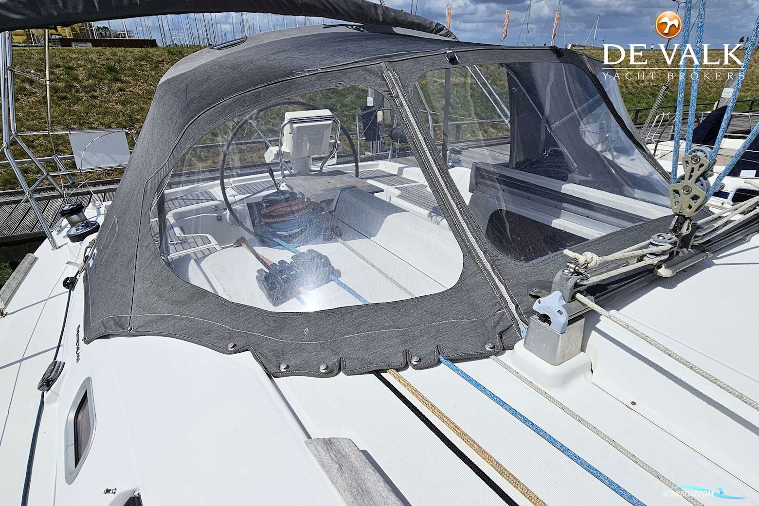 Beneteau Oceanis 37