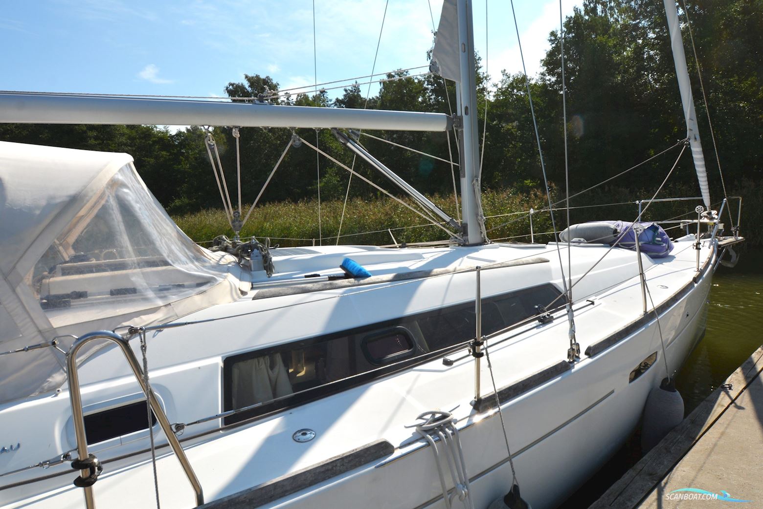 Beneteau Oceanis 37