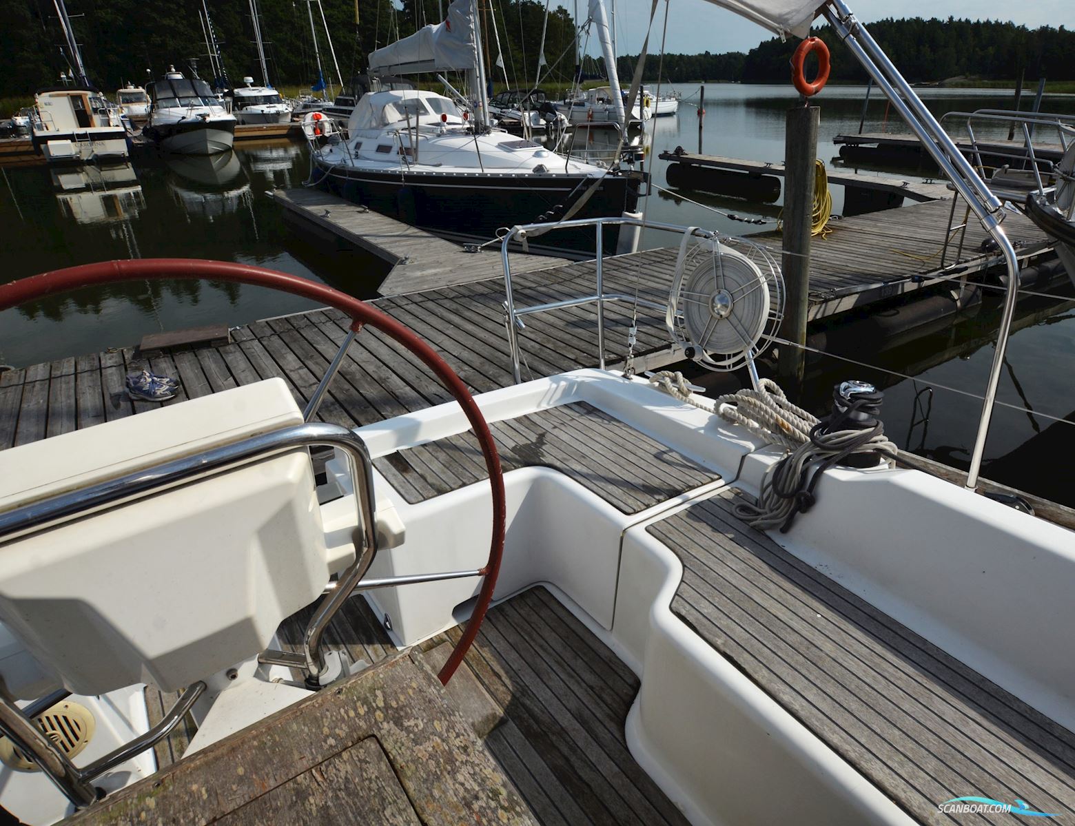 Beneteau Oceanis 37