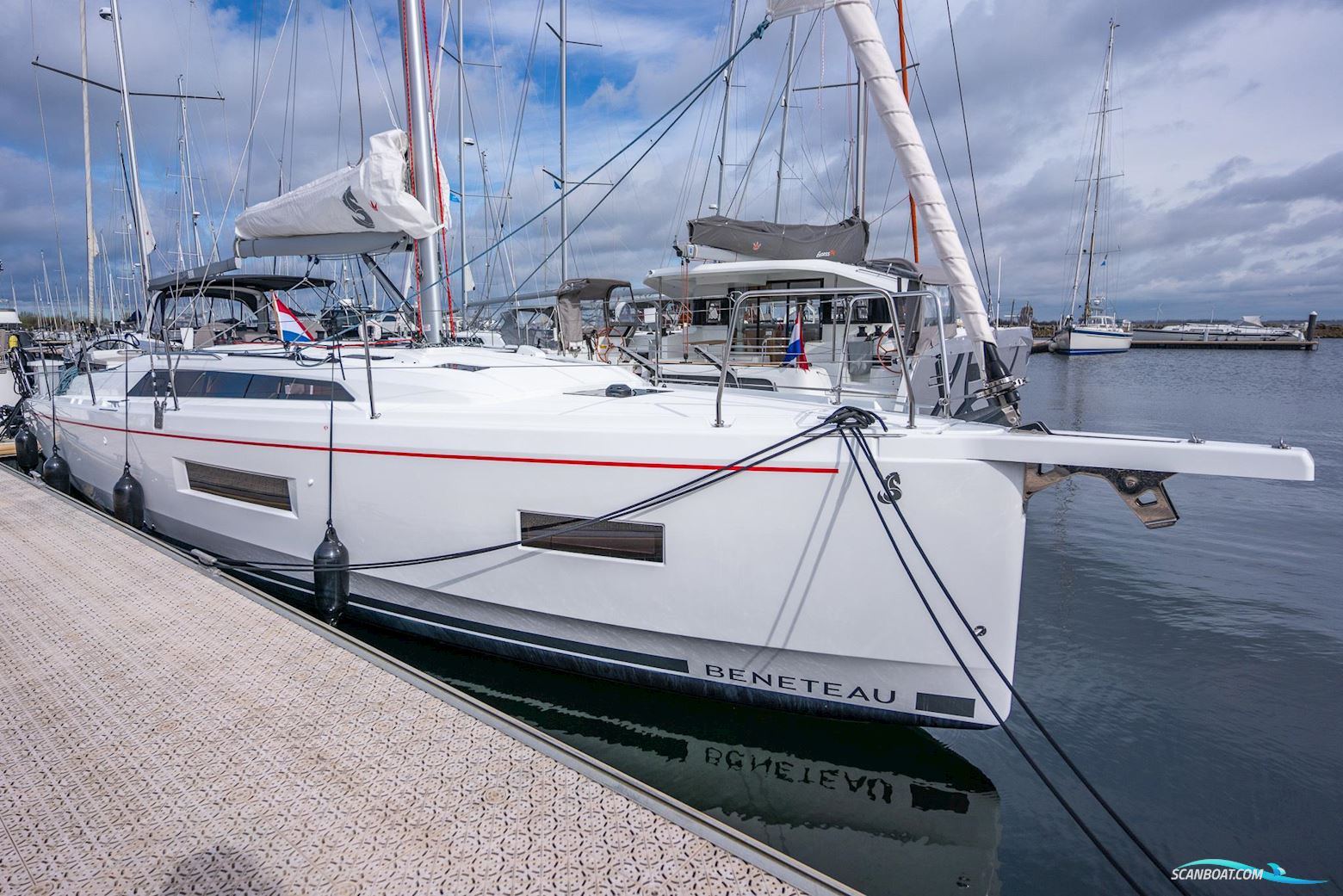 Beneteau Oceanis 37.1