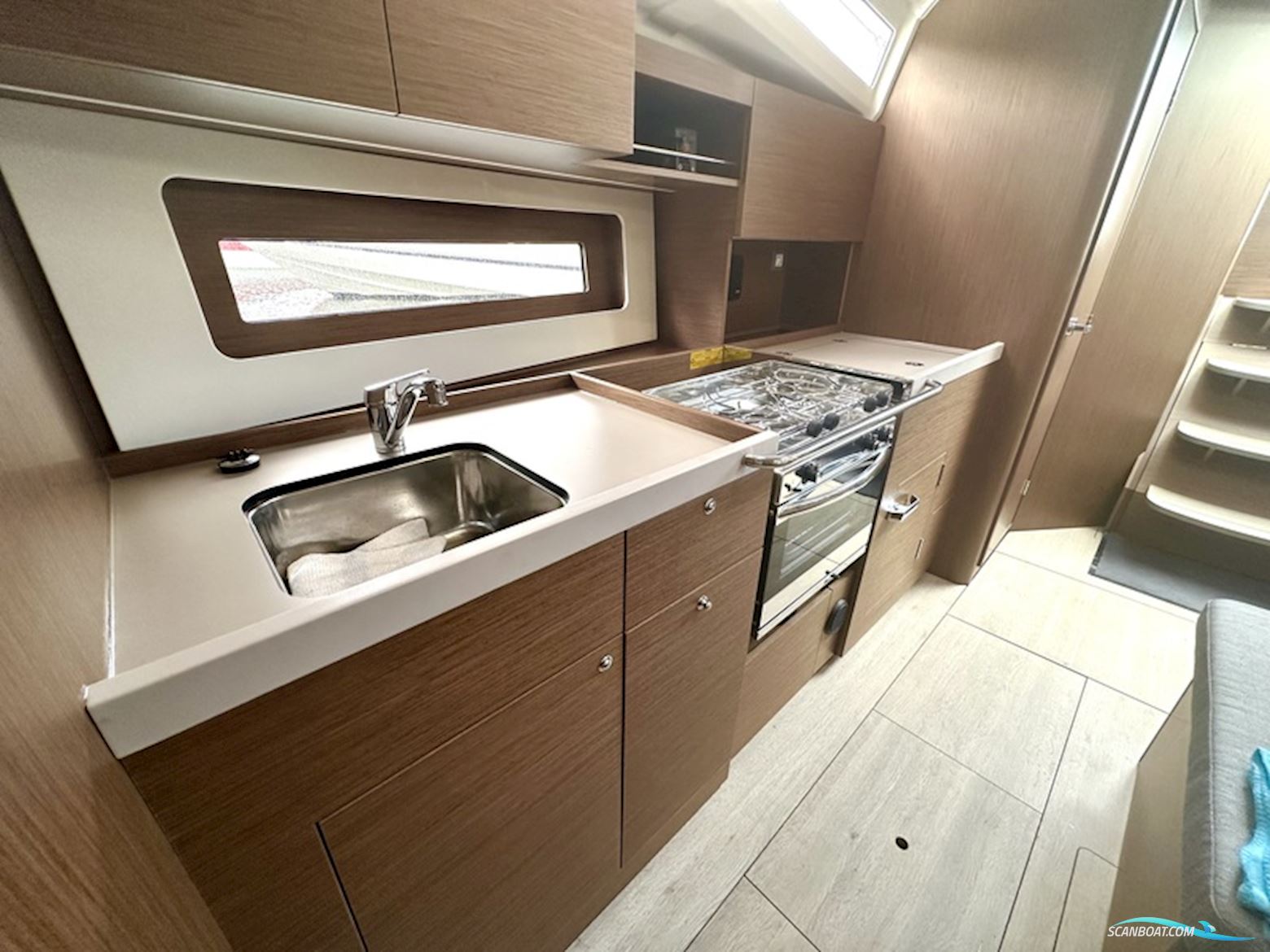 Beneteau Oceanis 37.1