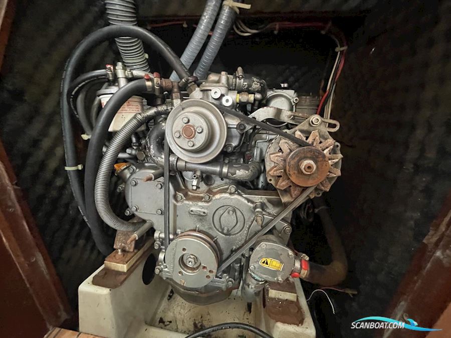 Beneteau Oceanis 373