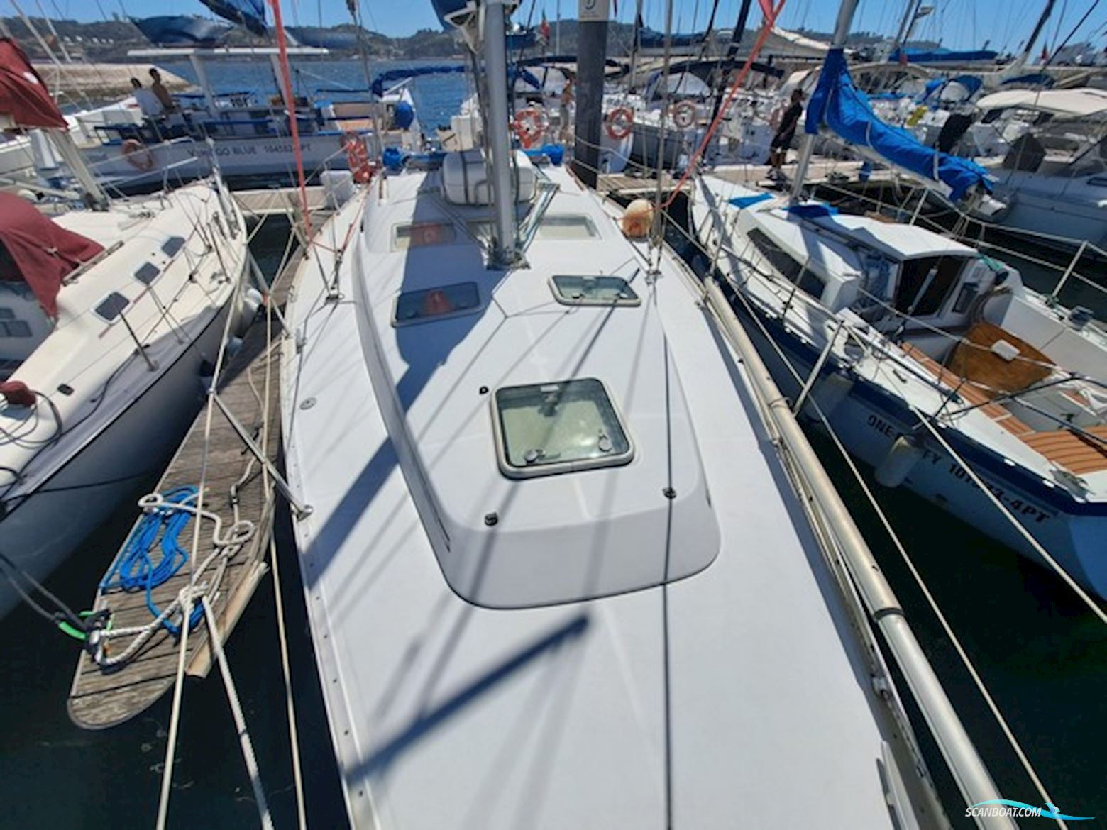Beneteau Oceanis 373