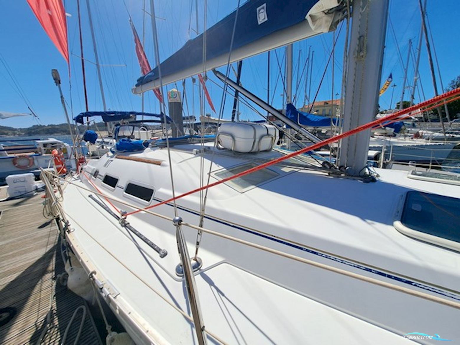 Beneteau Oceanis 373