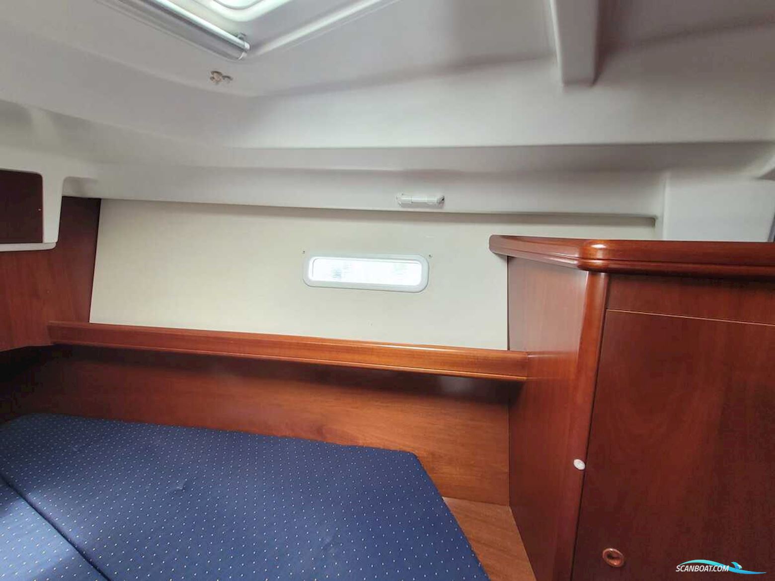 Beneteau Oceanis 373