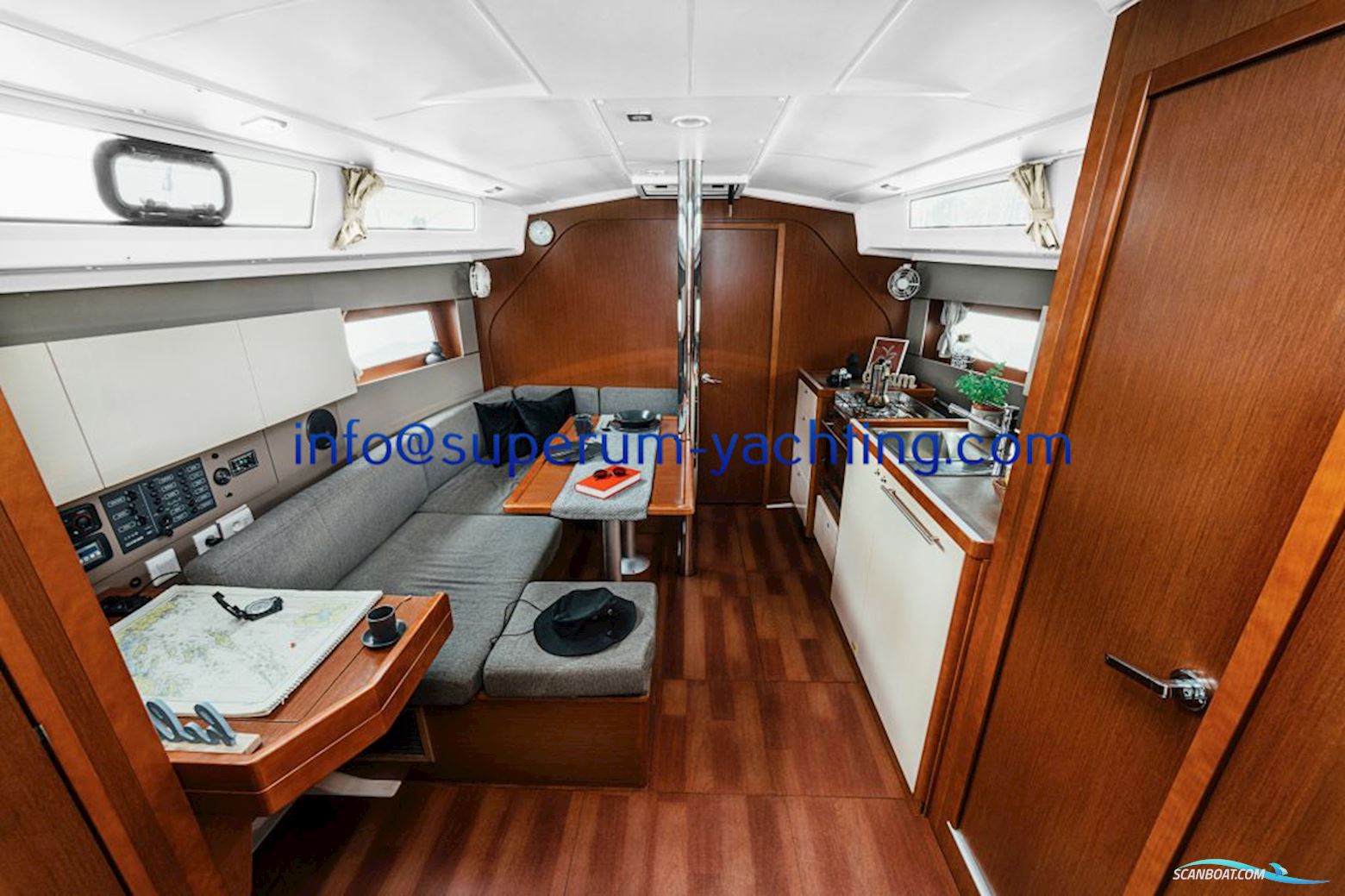 Beneteau Oceanis 38