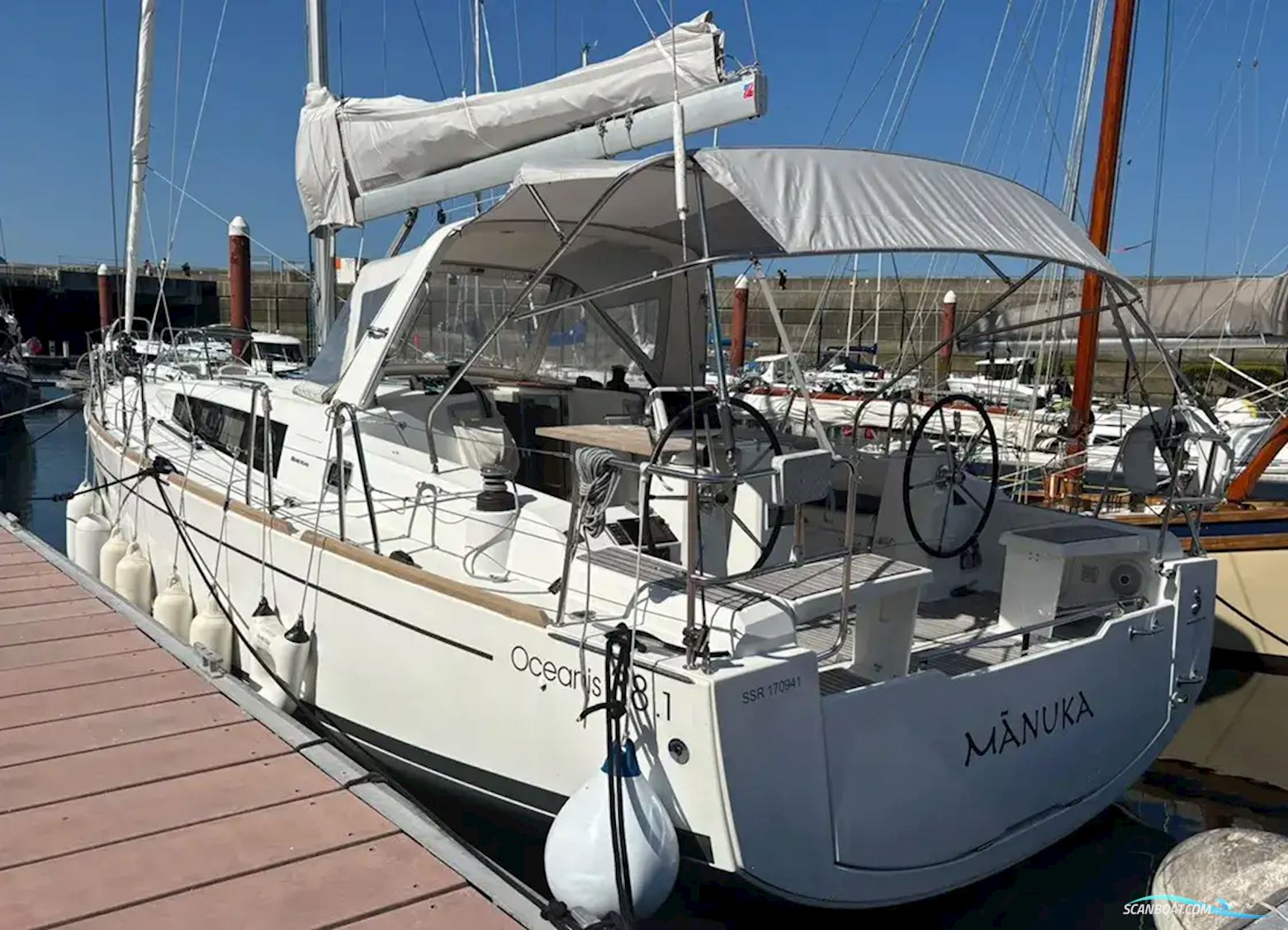Beneteau Oceanis 38.1