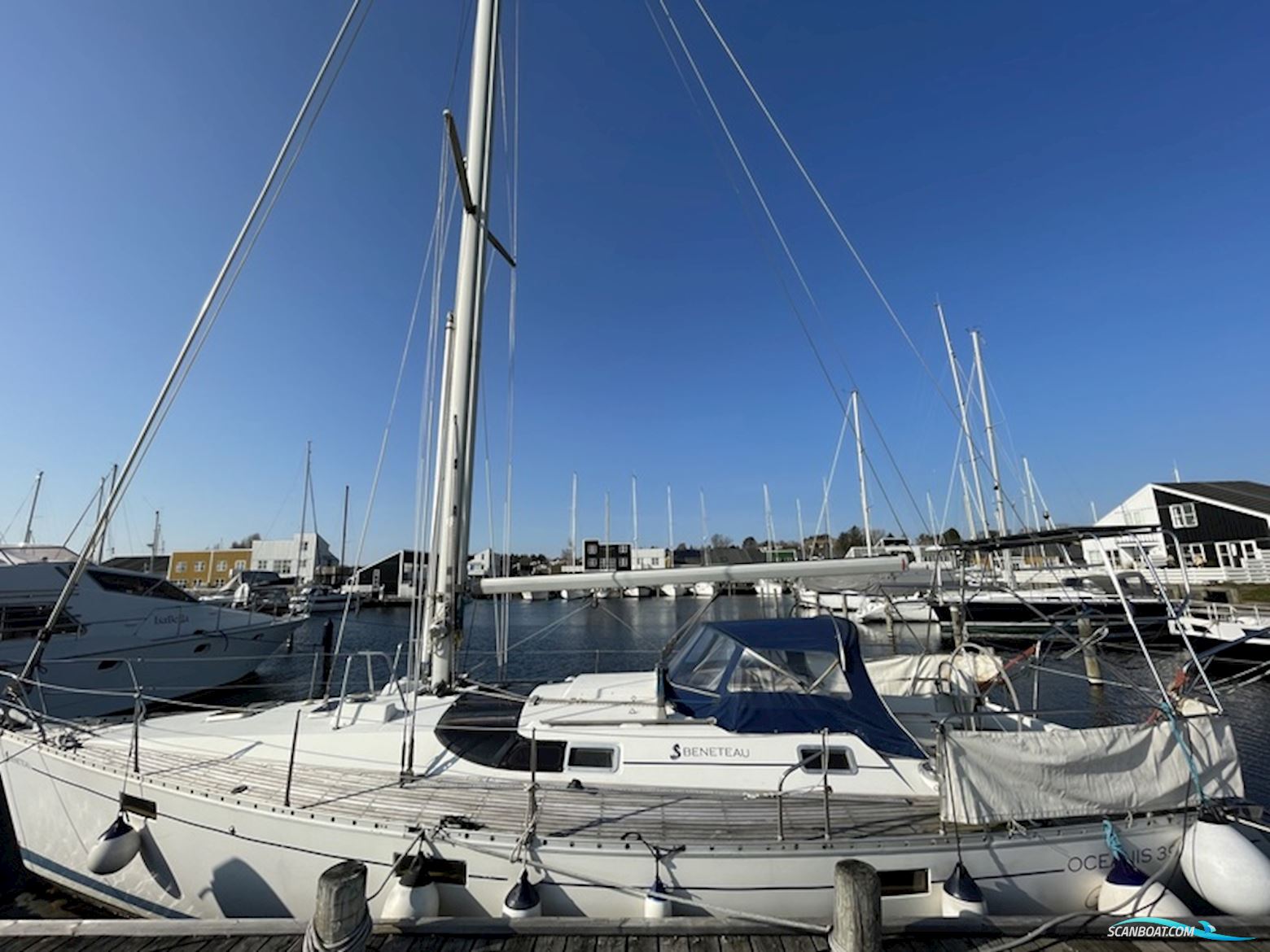 Beneteau Oceanis 390