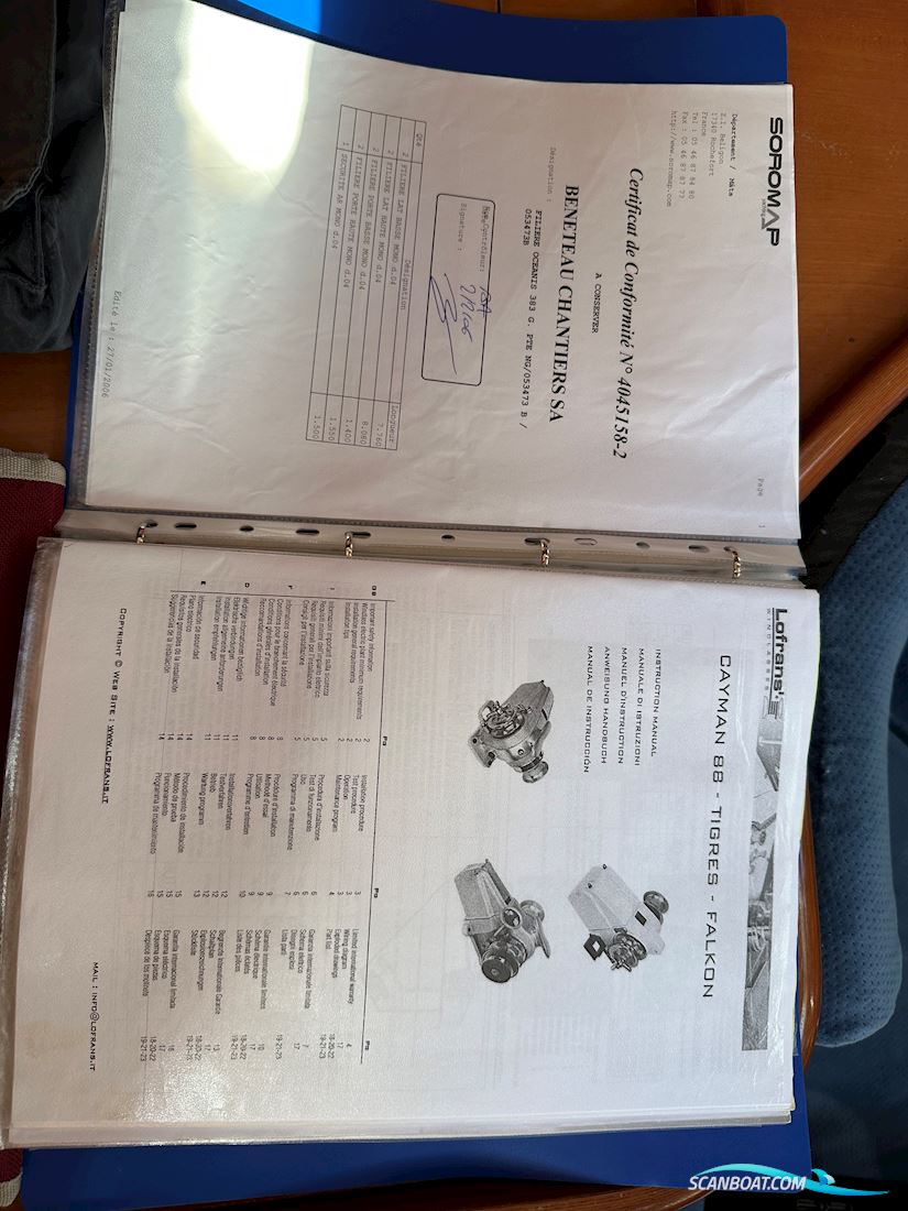 Beneteau Oceanis 393