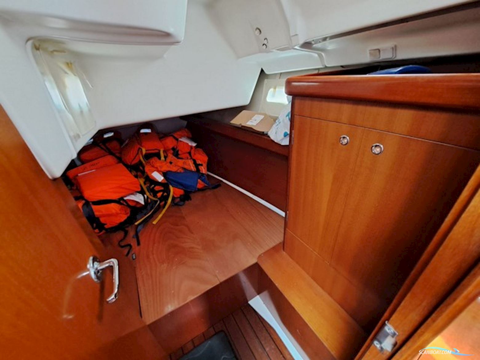 Beneteau Oceanis 393