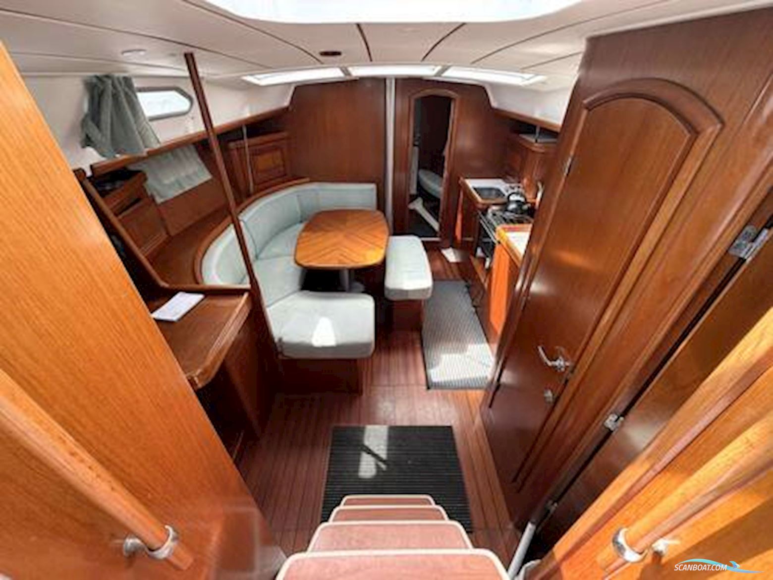 Beneteau Oceanis 393