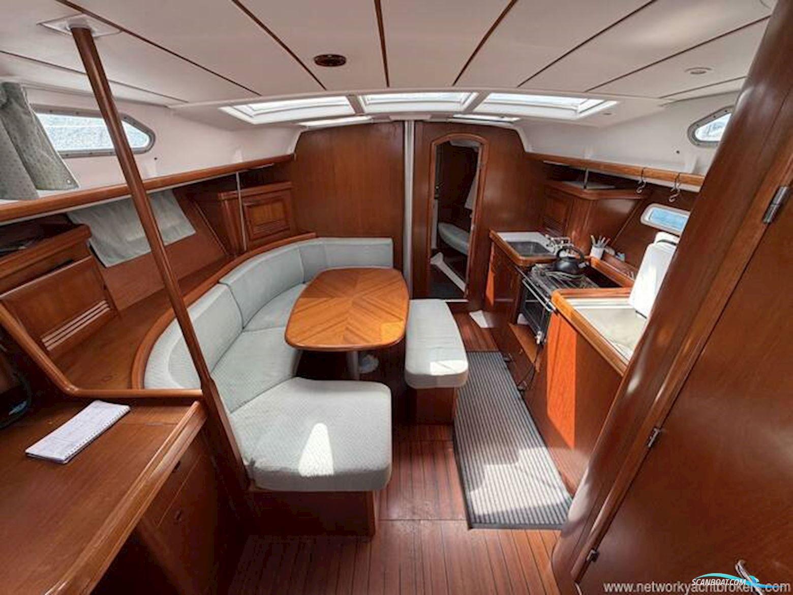 Beneteau Oceanis 393