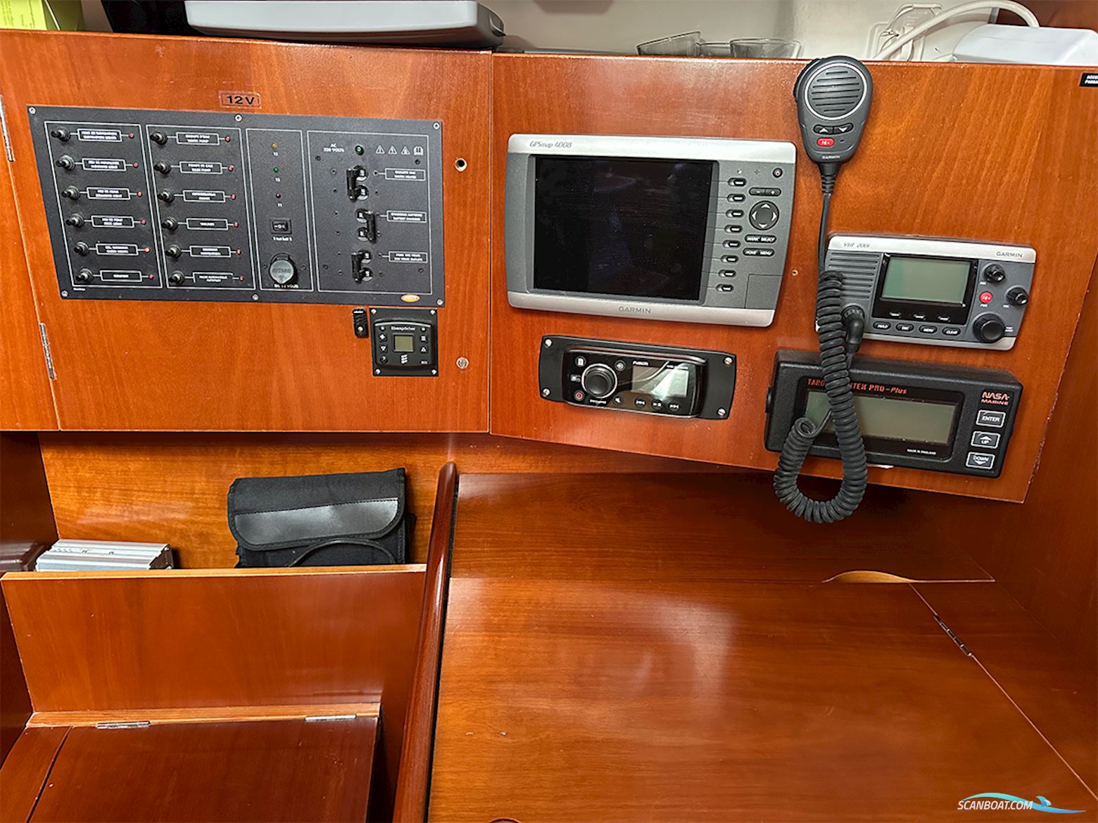 Bénéteau Oceanis 393