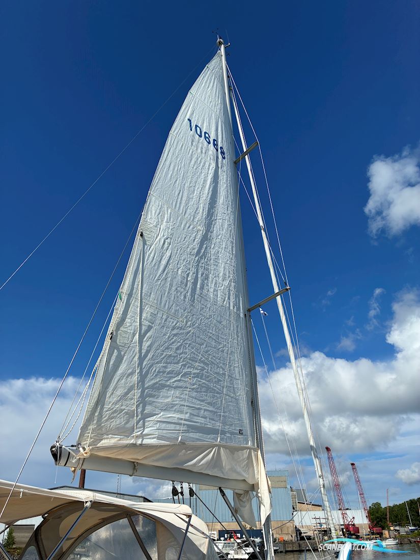 Beneteau Oceanis 40 Bov Propel–Ikke Teakdæk