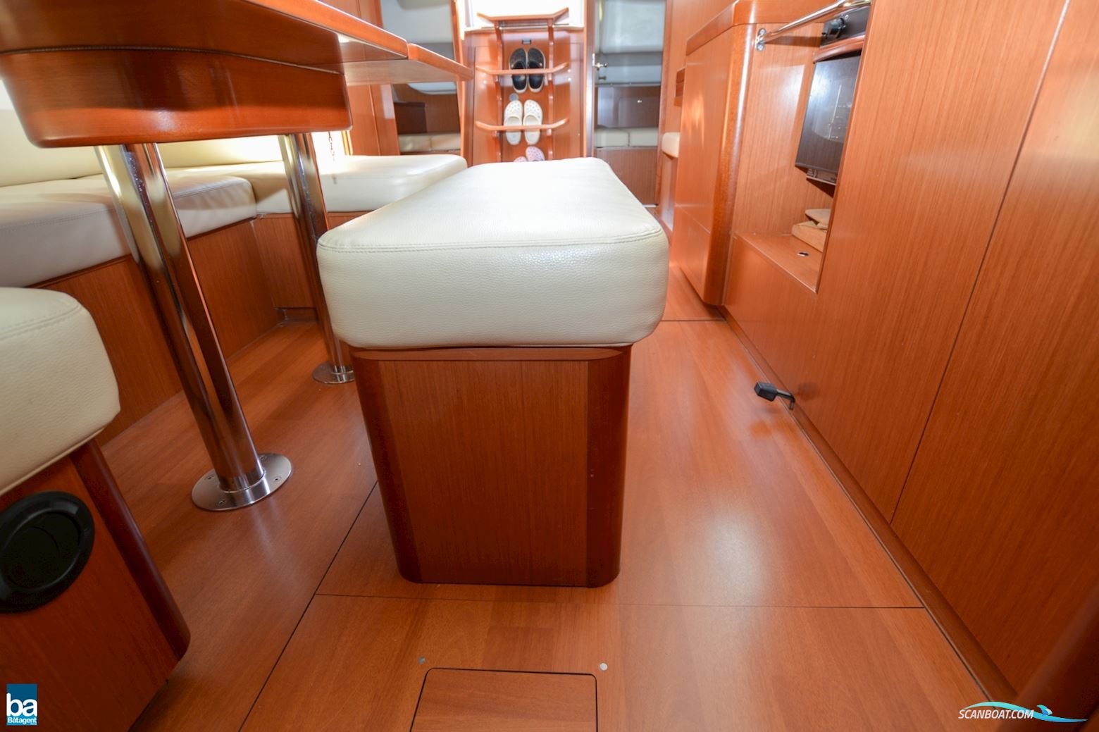 Beneteau Oceanis 40