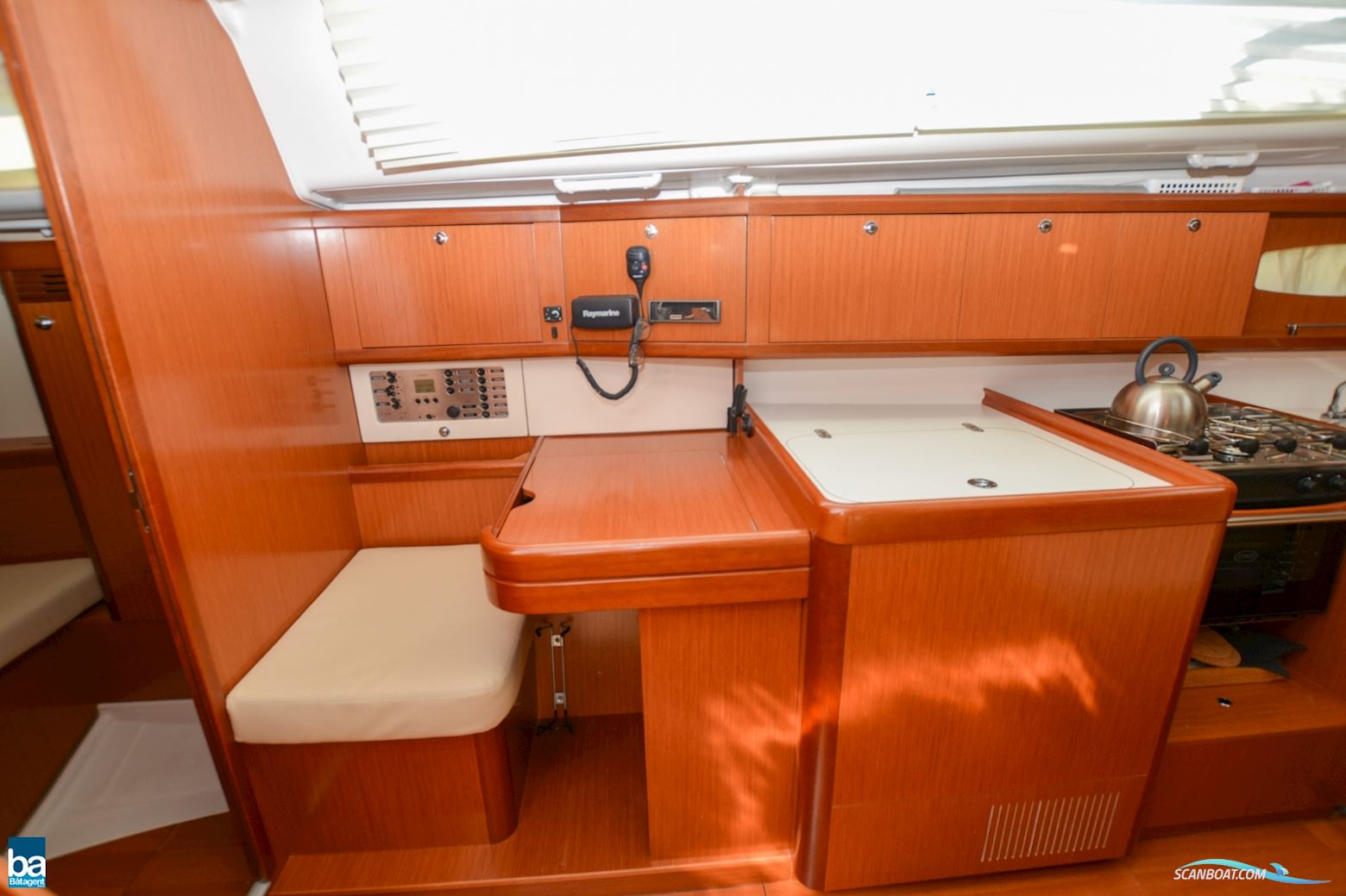 Beneteau Oceanis 40