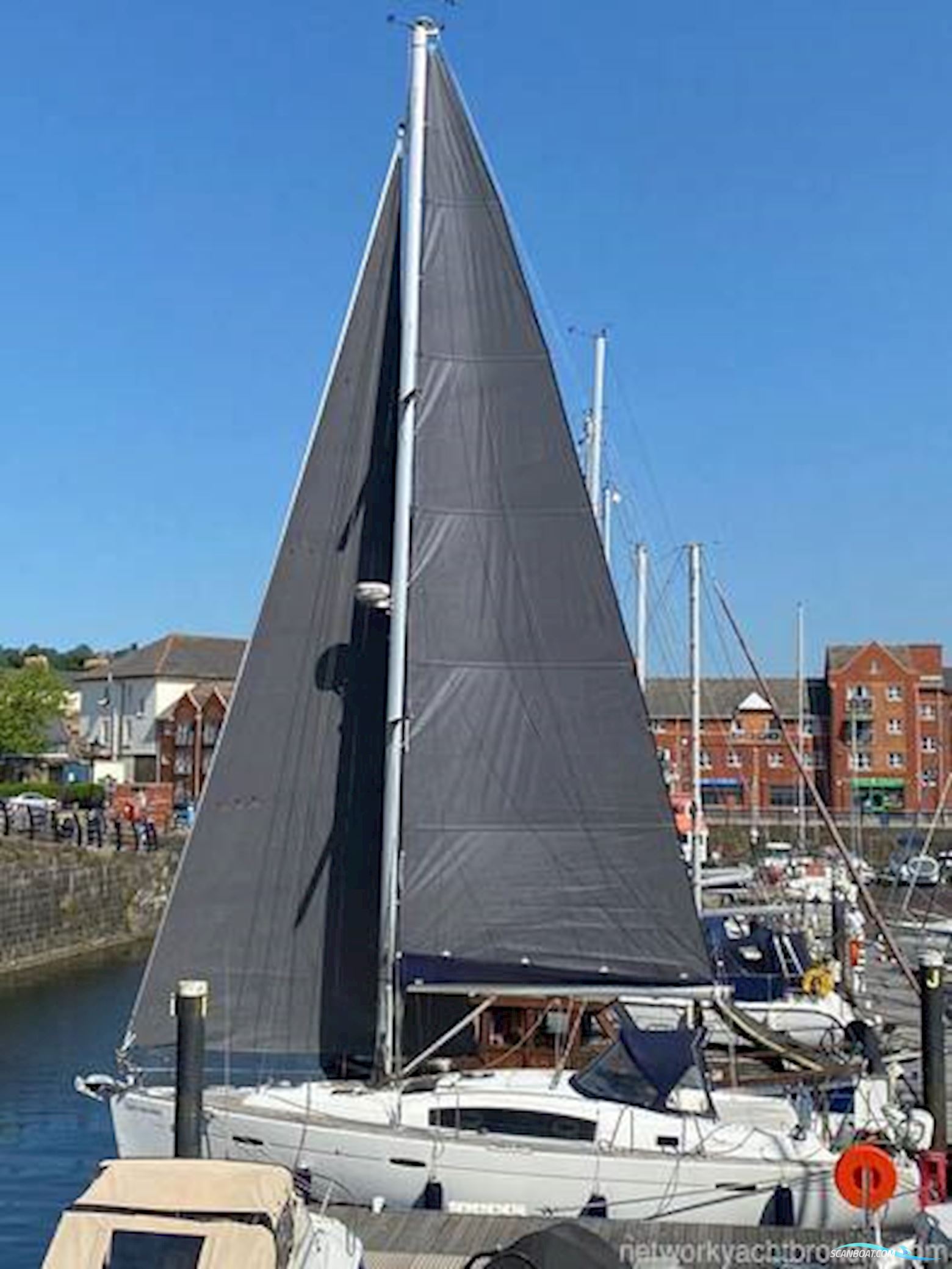 Beneteau Oceanis 40