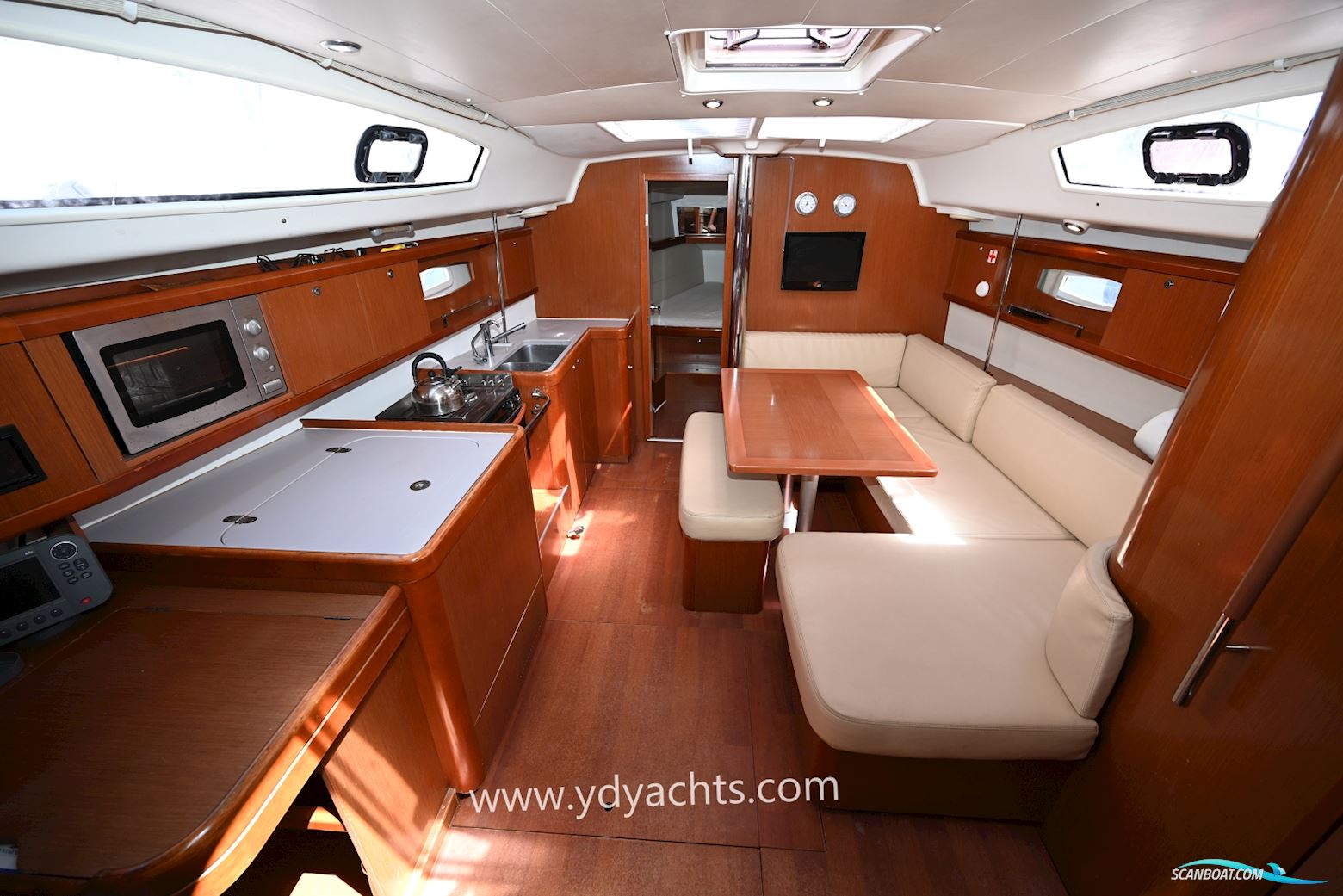 Beneteau Oceanis 40