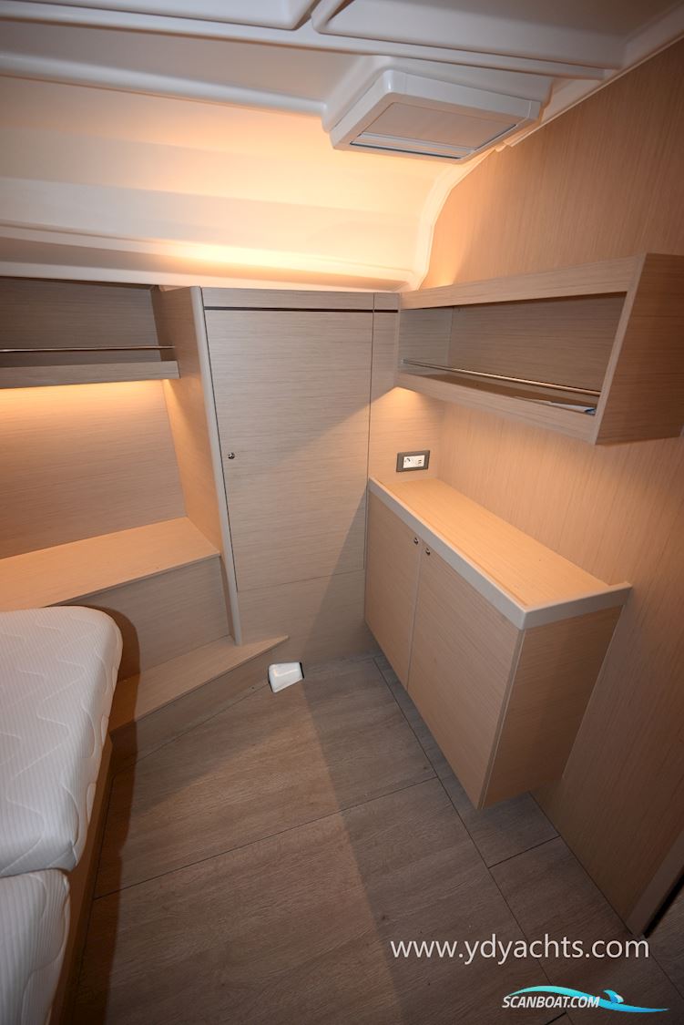 Beneteau Oceanis 40.1 Owner's Version