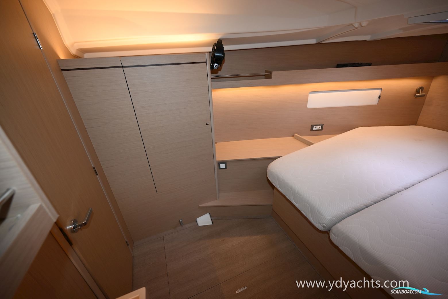 Beneteau Oceanis 40.1 Owner's Version
