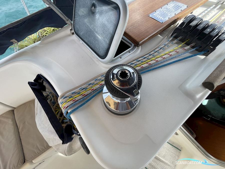 Beneteau Oceanis 411 Celebration