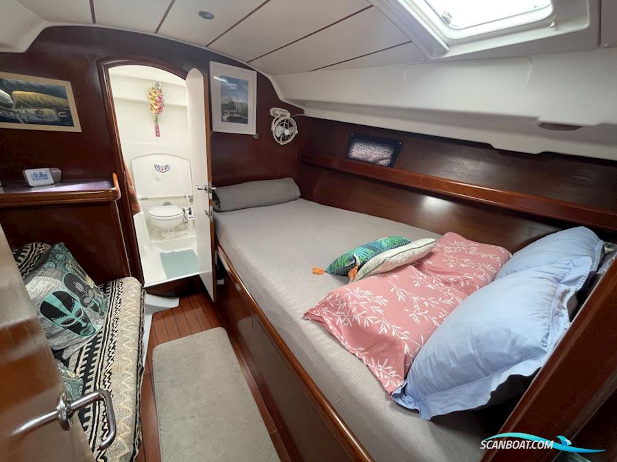 Beneteau Oceanis 411 Celebration