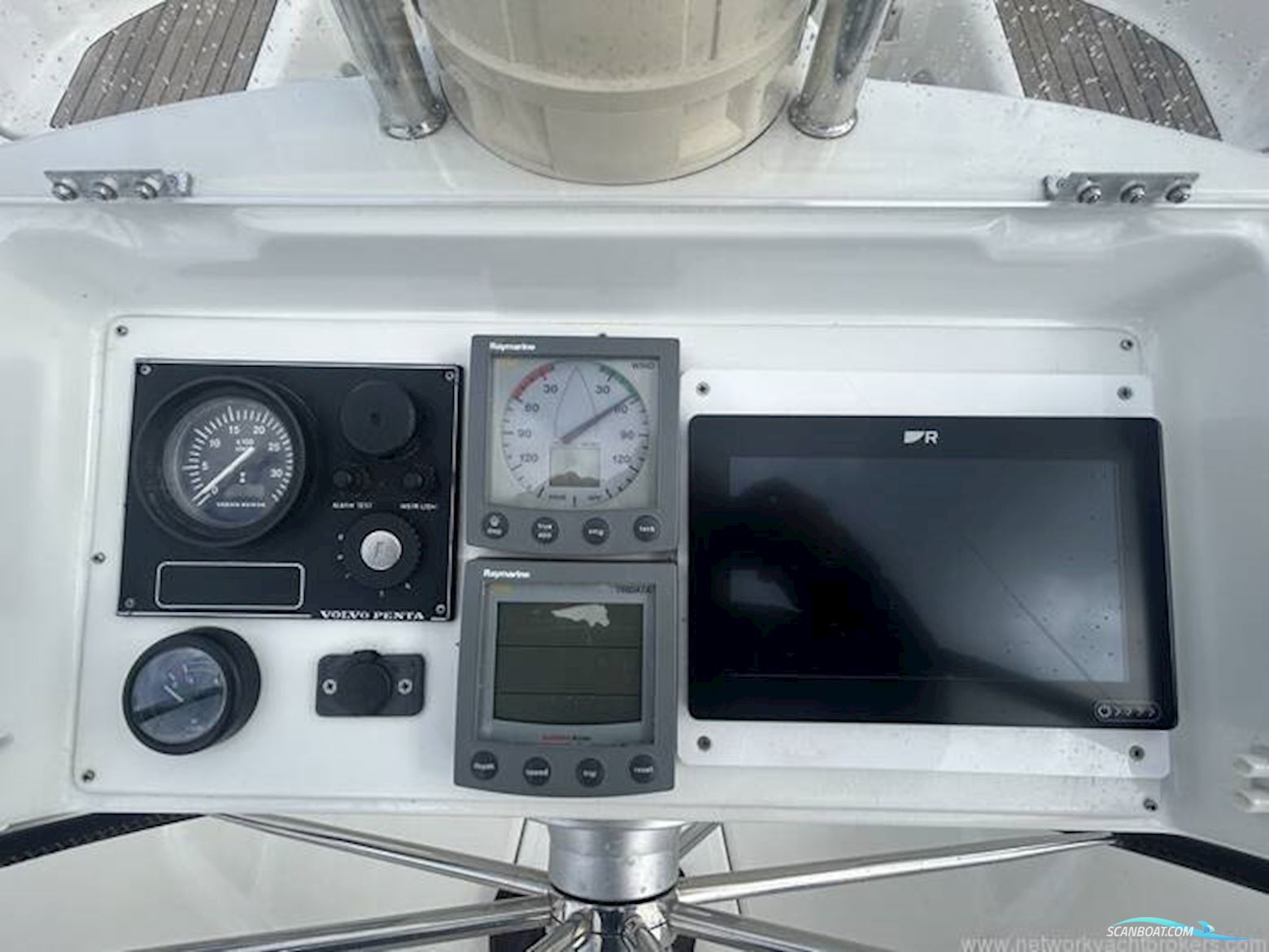 Beneteau Oceanis 411 Celebration