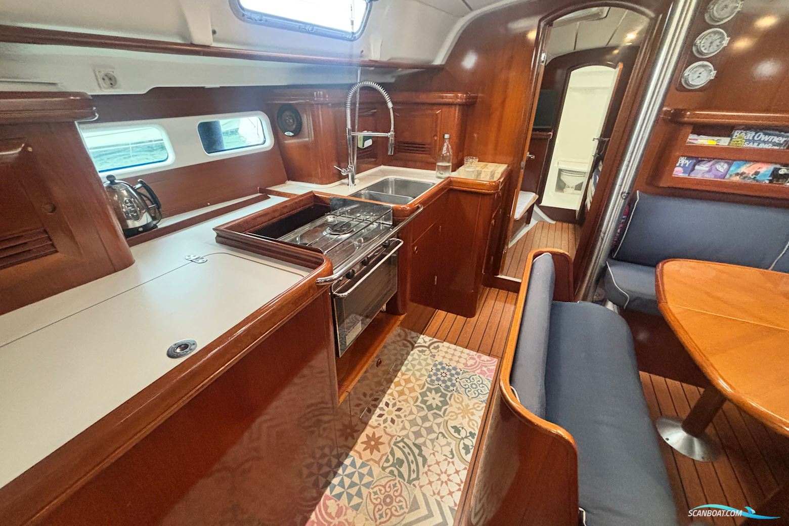 Beneteau Oceanis 411 Celebration