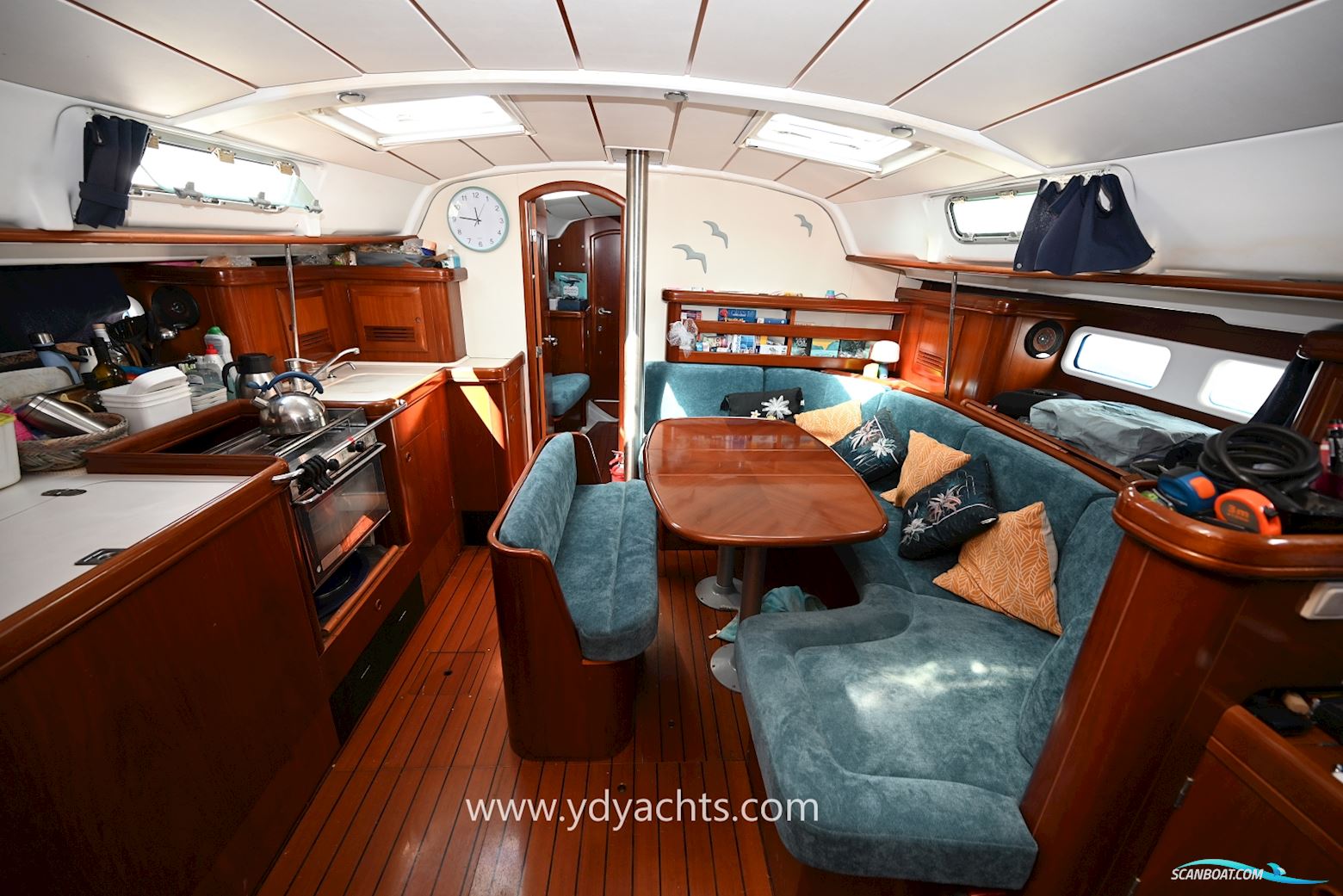 Beneteau Oceanis 411 Clipper Celebration